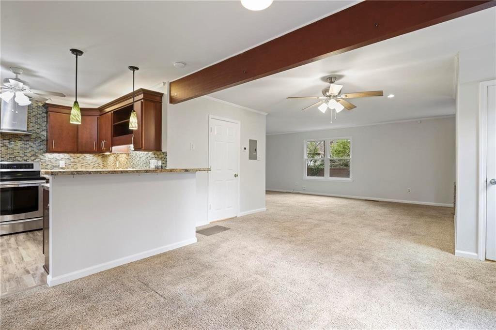 FALLING WATER - Residential Lease