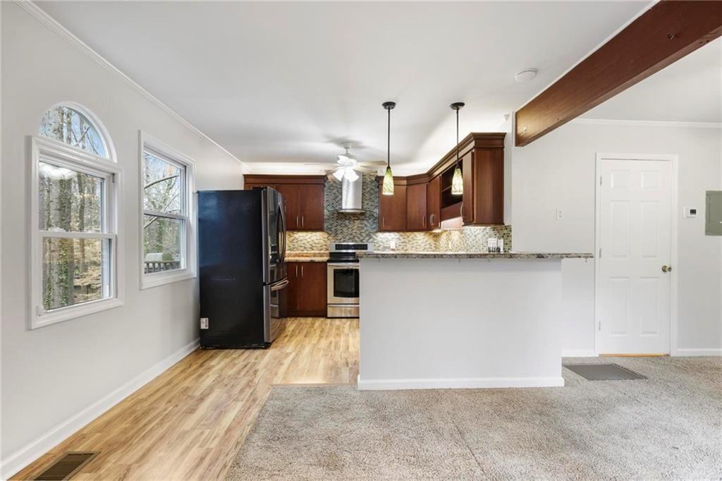 FALLING WATER - Residential Lease