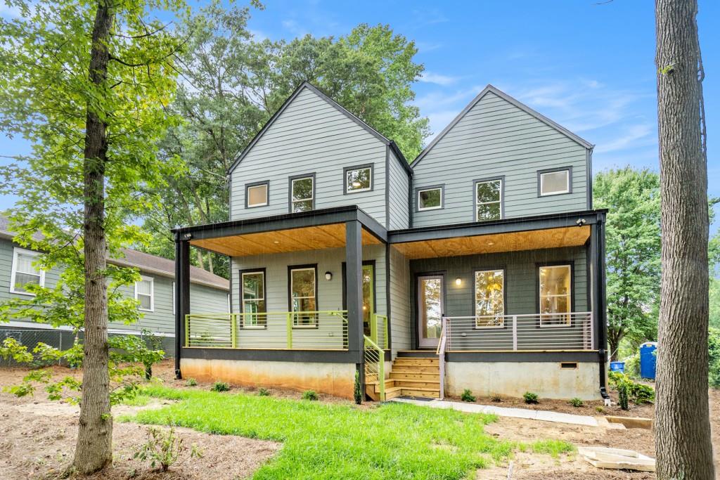 Flexible Lease Term! Newly Constructed Duplex Unit for Lease! Situated in a Prime Location on the border of Peoplestown and Grant Park, you're Steps to The BeltLine, offering access to Shopping, Dining, Entertainment, and more! A Covered Front Porch welcomes you inside. Step inside to find a Flowing Floorplan showcasing a Fireside Family Room, central Dining Room with a Statement Wall, and a stylish Kitchen with custom Tile Backsplash, Stainless Steel Appliances, and a large Central Island with a Breakfast Bar. A convenient Half Bathroom completes the main level. Upstairs, retreat to the Owner's Suite where you'll find a Large Closet, and a Spa-Style Ensuite with Dual Vanities and a spacious Tiled Shower with a Bench. Two Additional Bedrooms share a well-appointed Jack and Jill Bathroom with Dual Vanities, ensuring comfort and convenience for all! Outside, a Private Rear Screened Porch ensures you have the perfect spot to relax on hot summer days. Prime Location STEPS to The BeltLine, DH Stanton Park, Elsewhere Brewing, Patria Cocina, and more!