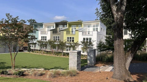 Townhouse For Sale - 1354 Breezy Street<br/> Atlanta, GA 30315