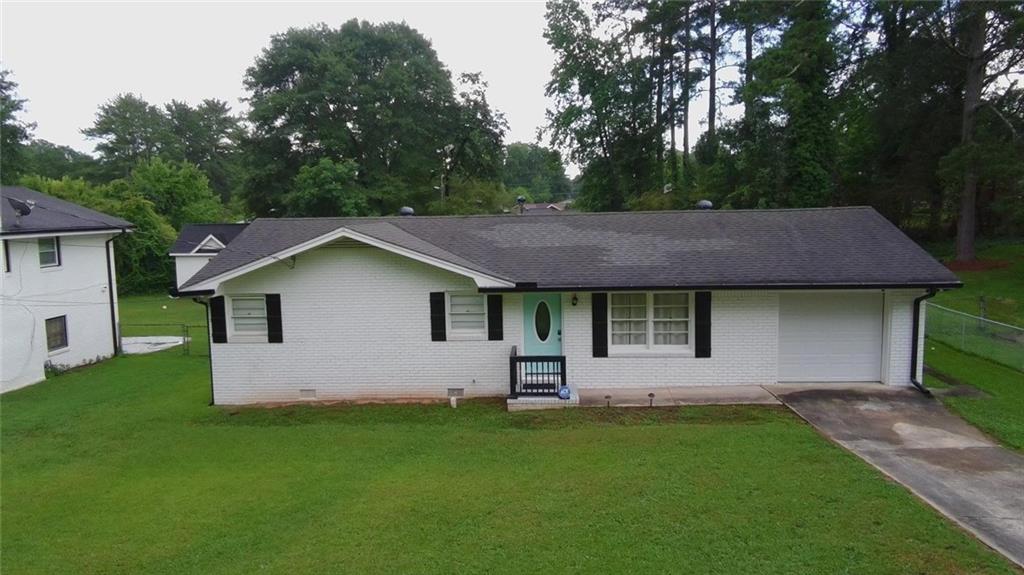 2349 Lanier Place, Morrow, Georgia image 3