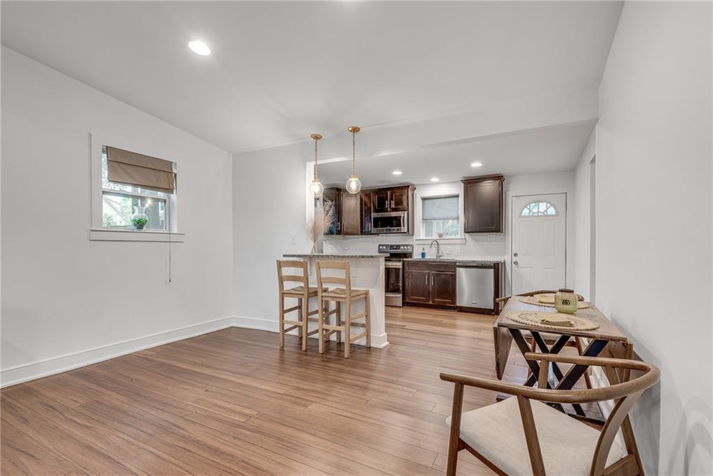 1587 Wainwright Drive, Atlanta, Georgia image 9