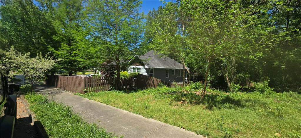 2242 Ridgedale Road NE