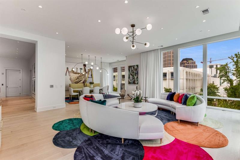 One Museum Place - Residential
