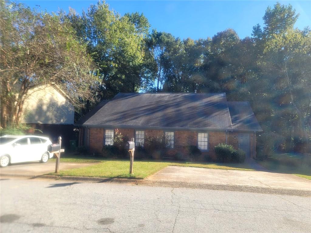 5272 Ridge Forest Drive