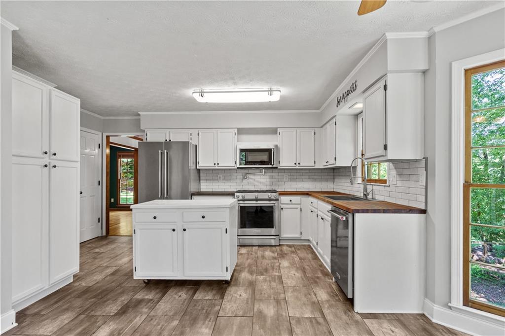 2120 Habersham Trace, Cumming, Georgia image 7