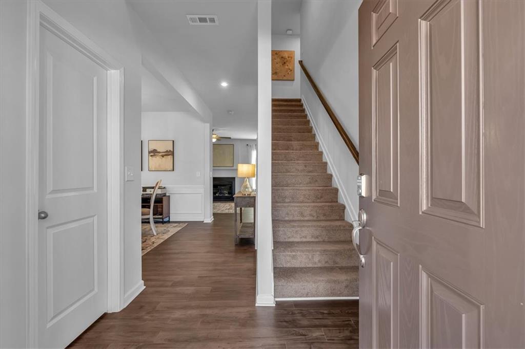 8 Lakewood Court SE