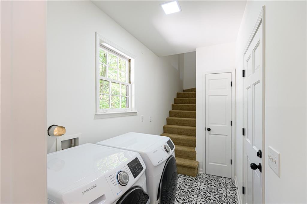 WHITLOCK HEIGHTS - Residential