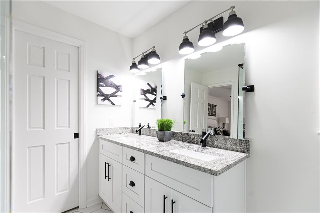 WHITLOCK HEIGHTS - Residential