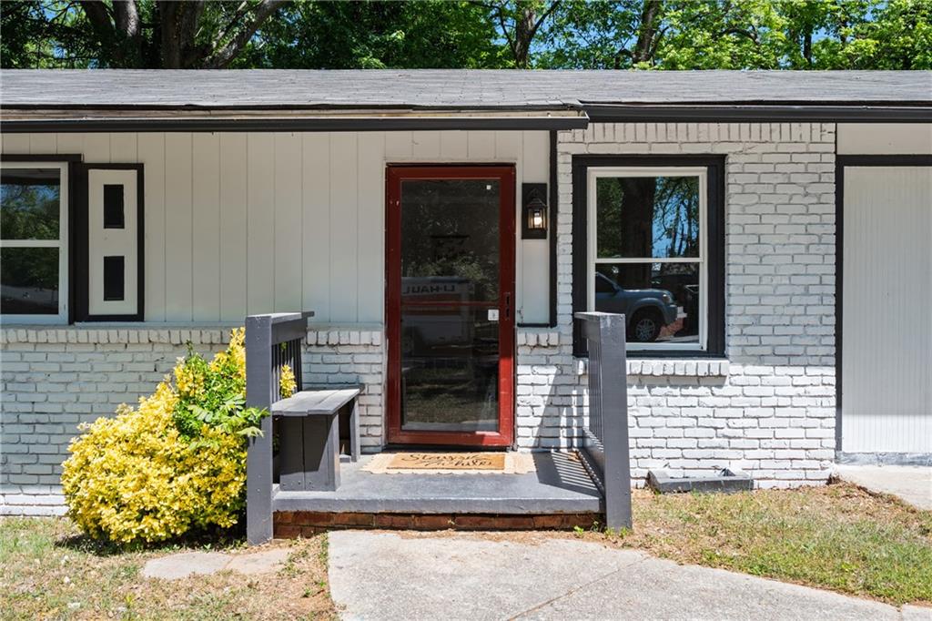 100 Pine Circle