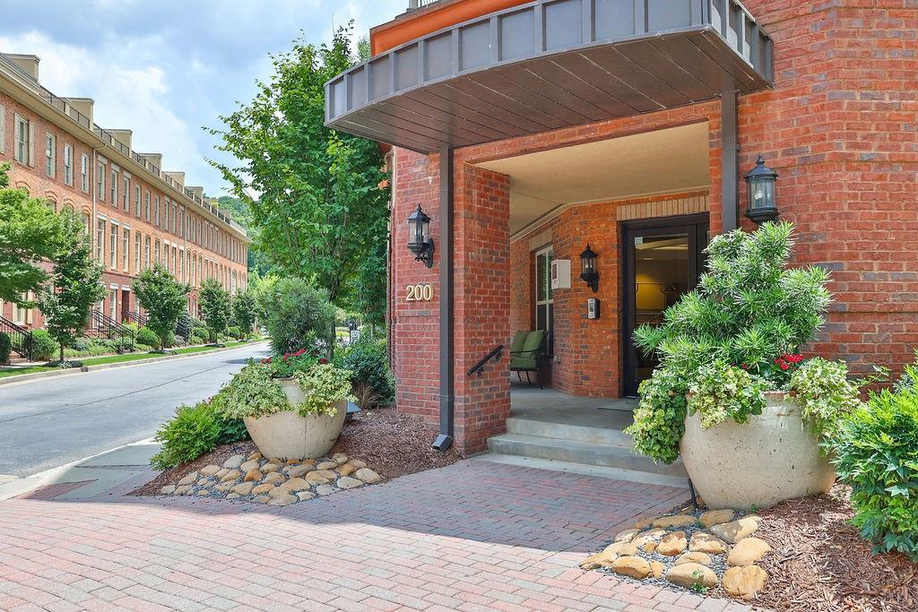 One River Place - Residential