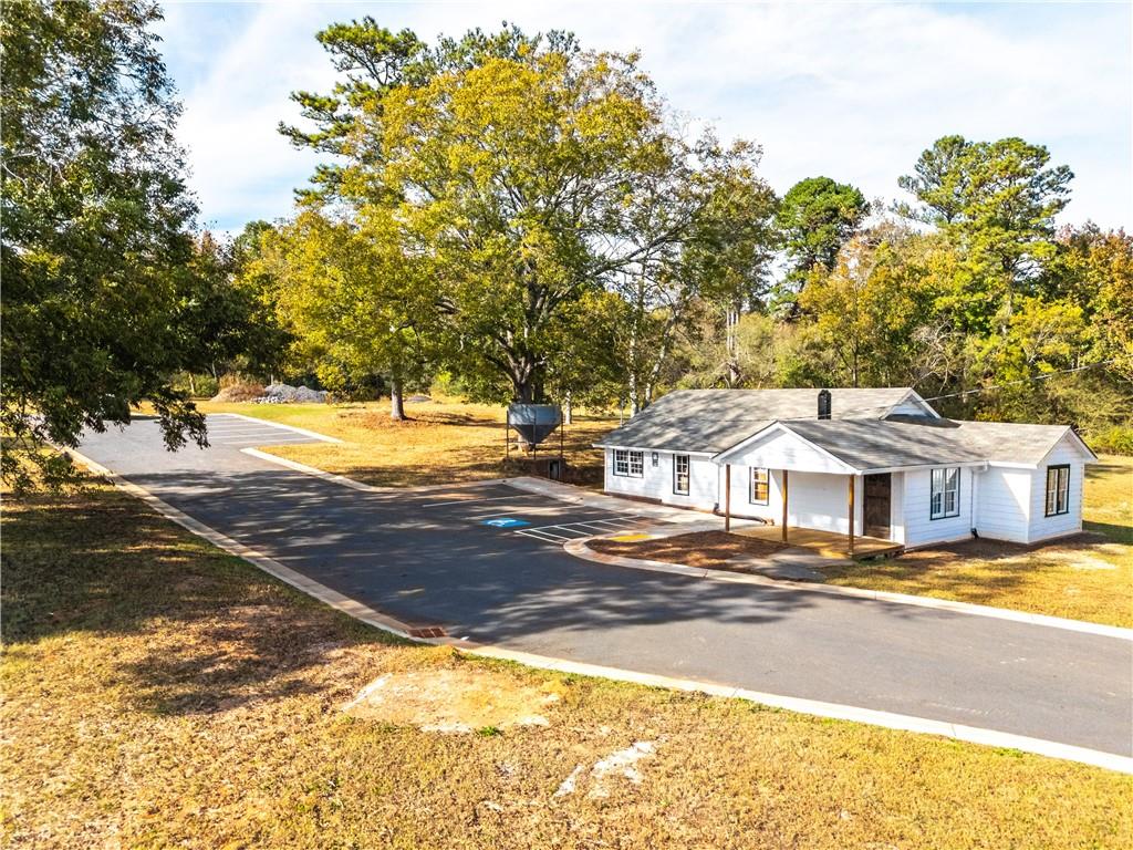 1535 Dahlonega Highway