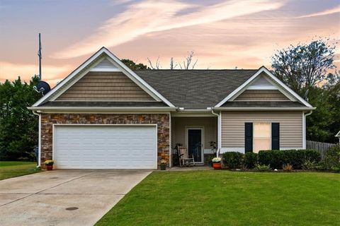 135 Oak Hollow Way Aragon GA 30104