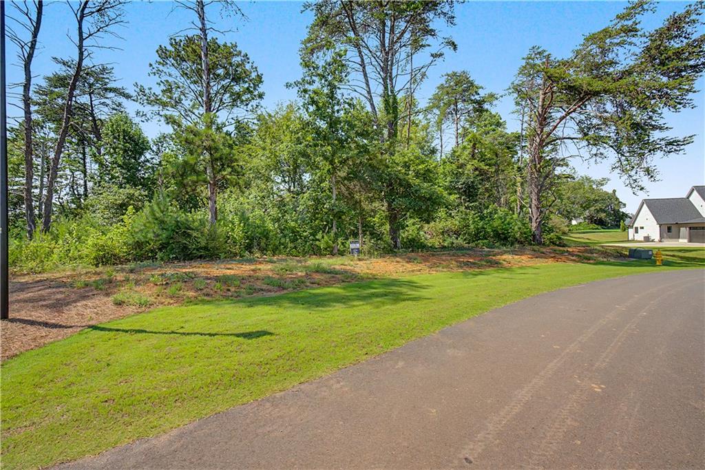 111 Palisade Drive