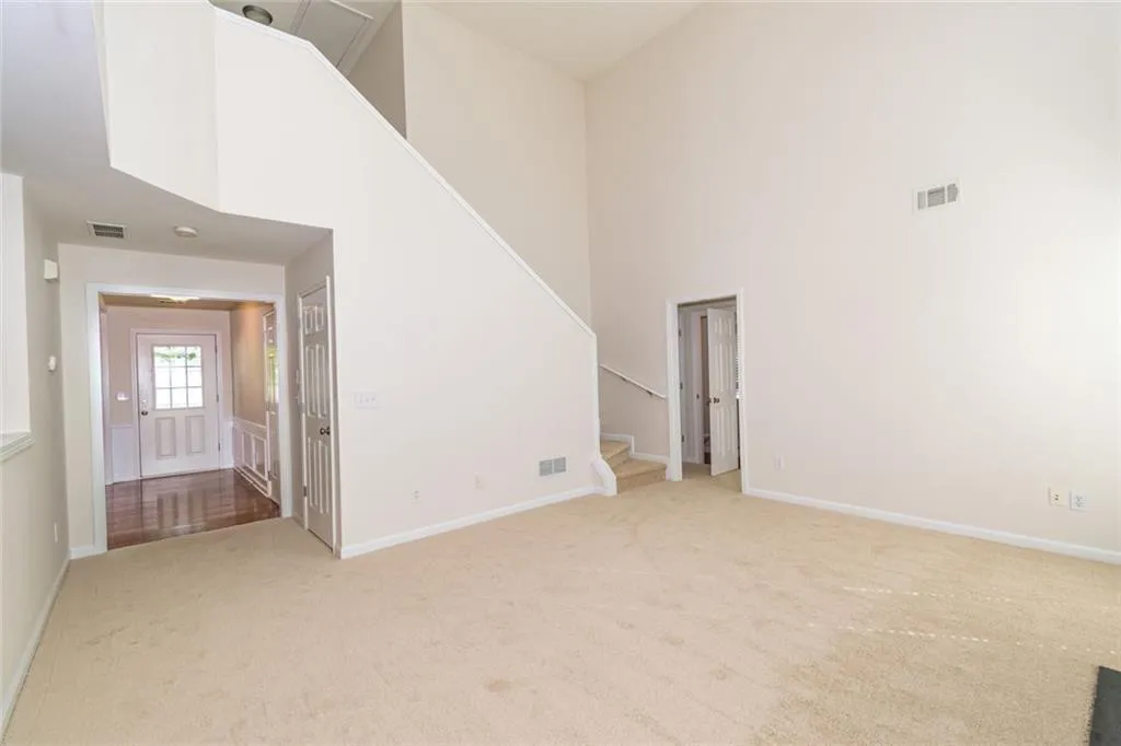 Cumming, Georgia 30040, United States, 3 Bedrooms Bedrooms, ,3 BathroomsBathrooms,Residential,Active,199132