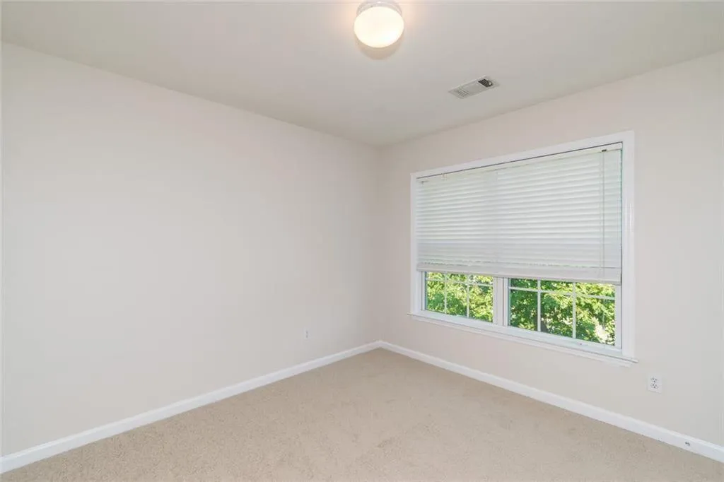 Cumming, Georgia 30040, United States, 3 Bedrooms Bedrooms, ,3 BathroomsBathrooms,Residential,Active,199132