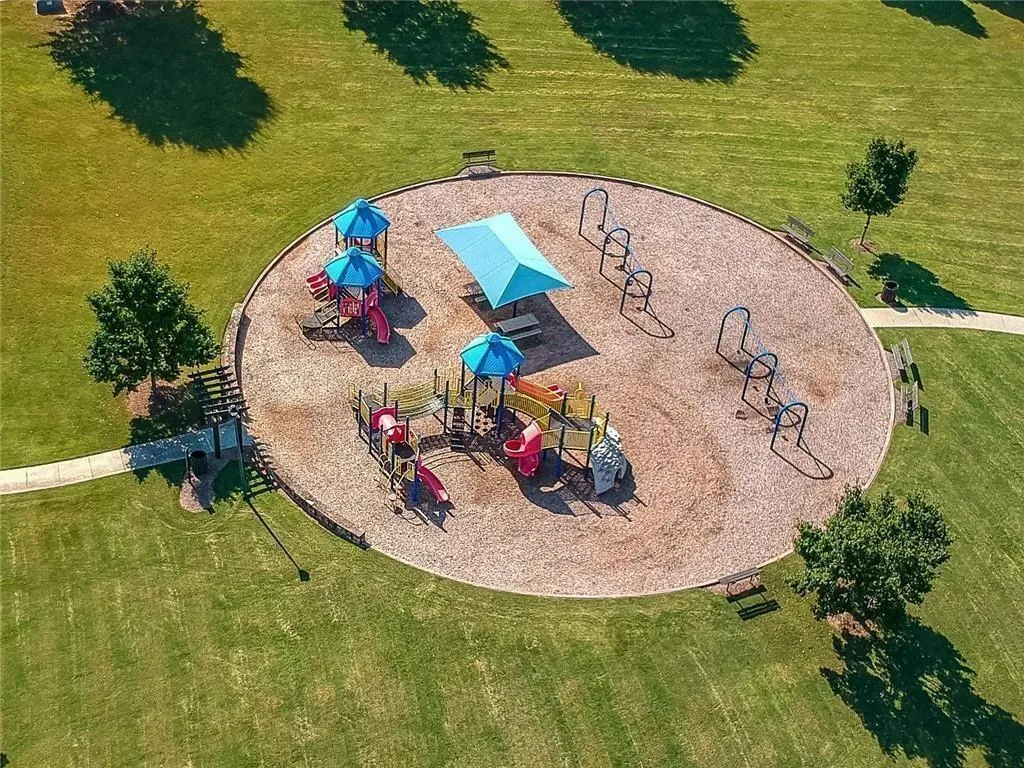 Cumming, Georgia 30040, United States, 3 Bedrooms Bedrooms, ,3 BathroomsBathrooms,Residential,Active,199132