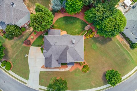 A home in Dacula