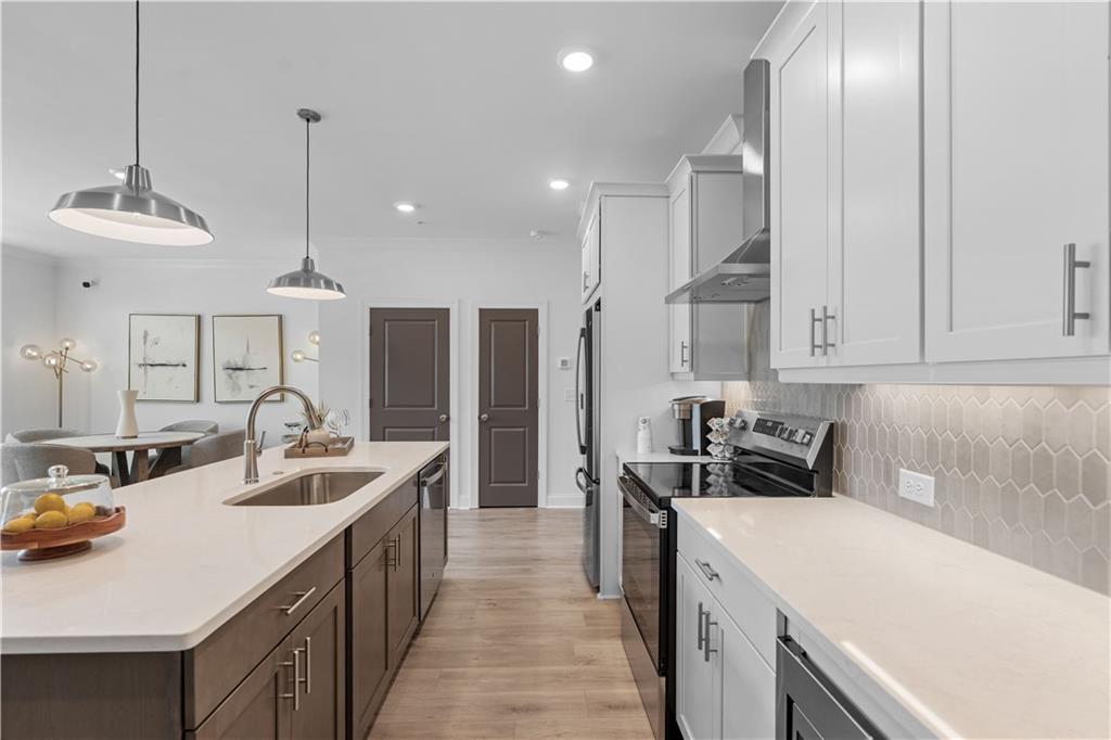 Market Square at Sawnee Village - Residential