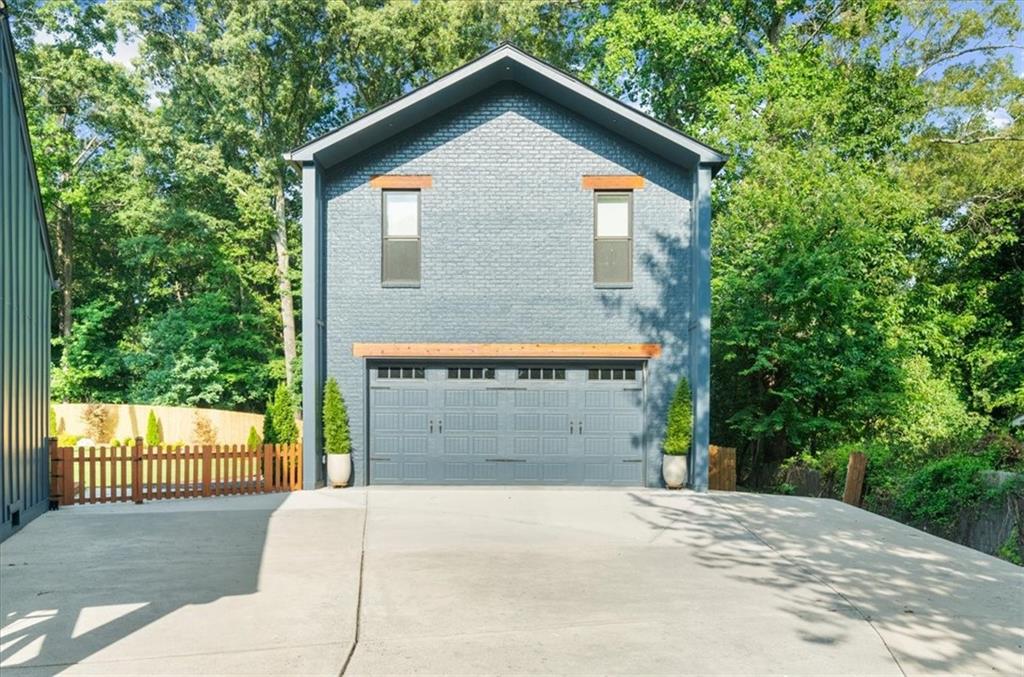 1871 Dyer Circle