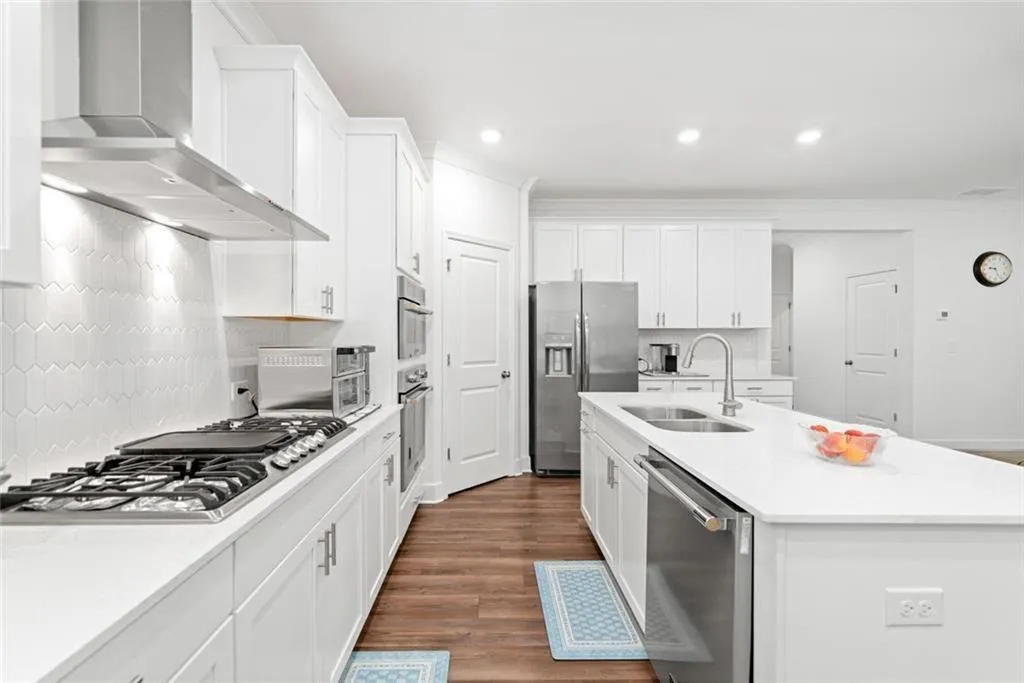 Canton, Georgia 30114, United States, 3 Bedrooms Bedrooms, ,2 BathroomsBathrooms,Residential,Pending,148027