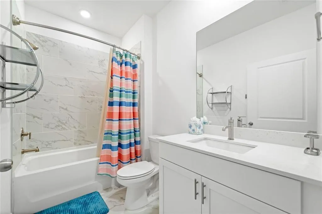 Canton, Georgia 30114, United States, 3 Bedrooms Bedrooms, ,2 BathroomsBathrooms,Residential,Pending,148027