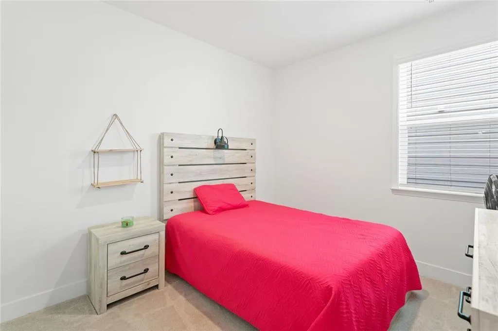 Canton, Georgia 30114, United States, 3 Bedrooms Bedrooms, ,2 BathroomsBathrooms,Residential,Pending,148027