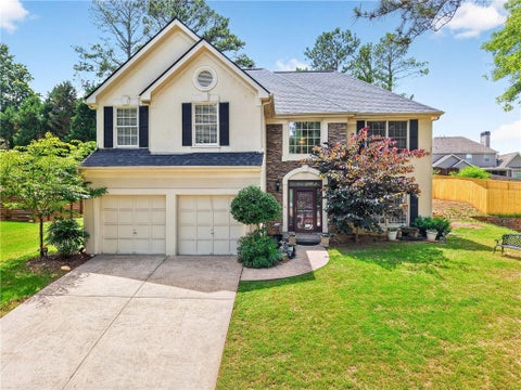 Homes For Sale - 11370 Quail Brook<br/> Johns Creek, GA 30097