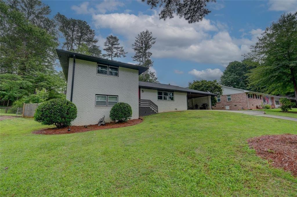 2324 Ithica Drive, Marietta, Georgia image 2