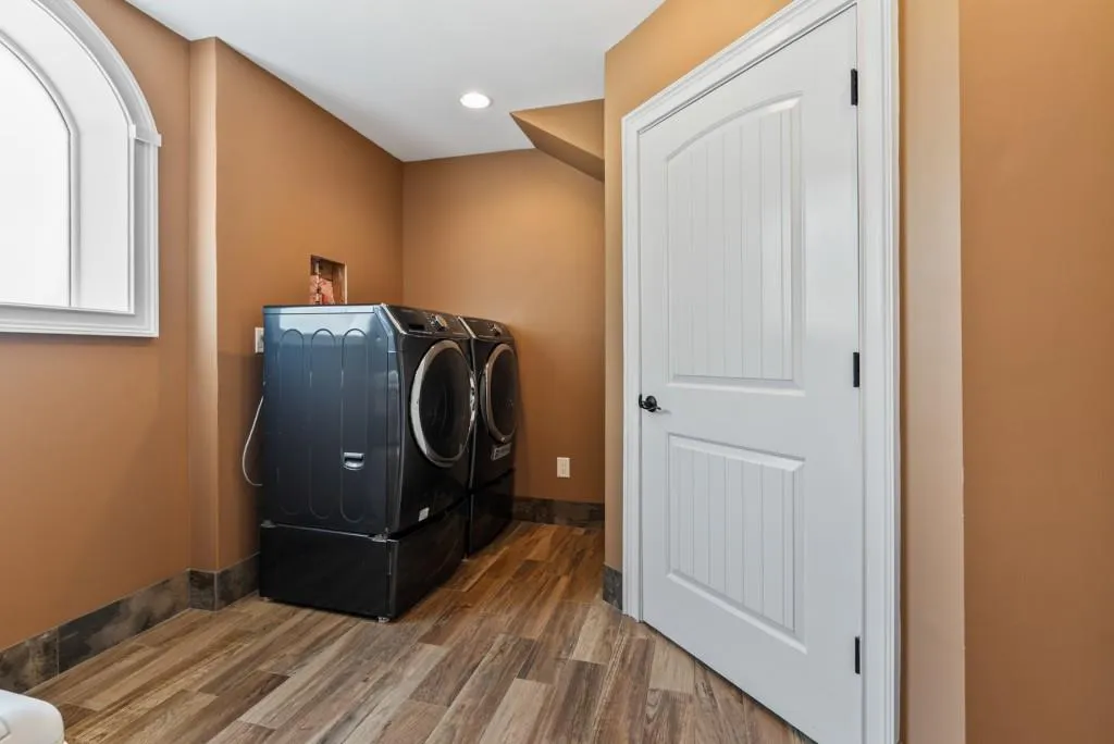 Cartersville, Georgia 30120, United States, 4 Bedrooms Bedrooms, ,7 BathroomsBathrooms,Residential,Coming Soon,147842