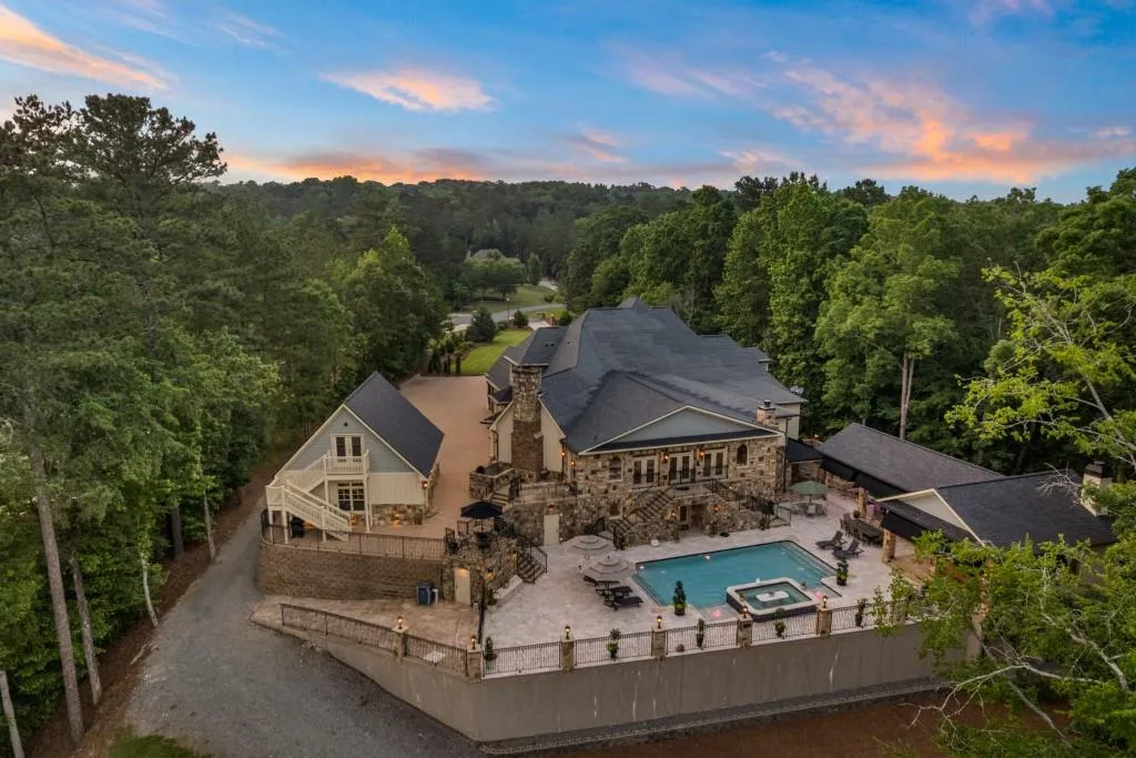 Cartersville, Georgia 30120, United States, 4 Bedrooms Bedrooms, ,7 BathroomsBathrooms,Residential,Coming Soon,147842