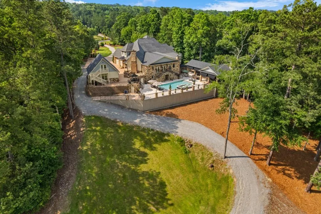 Cartersville, Georgia 30120, United States, 4 Bedrooms Bedrooms, ,7 BathroomsBathrooms,Residential,Coming Soon,147842