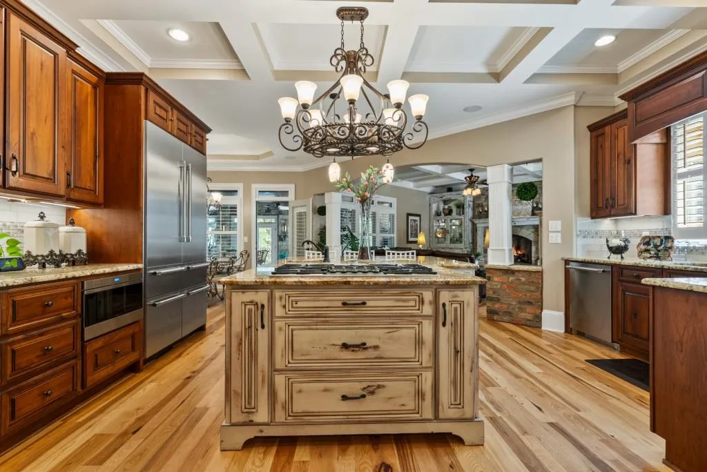 Cartersville, Georgia 30120, United States, 4 Bedrooms Bedrooms, ,7 BathroomsBathrooms,Residential,Coming Soon,147842