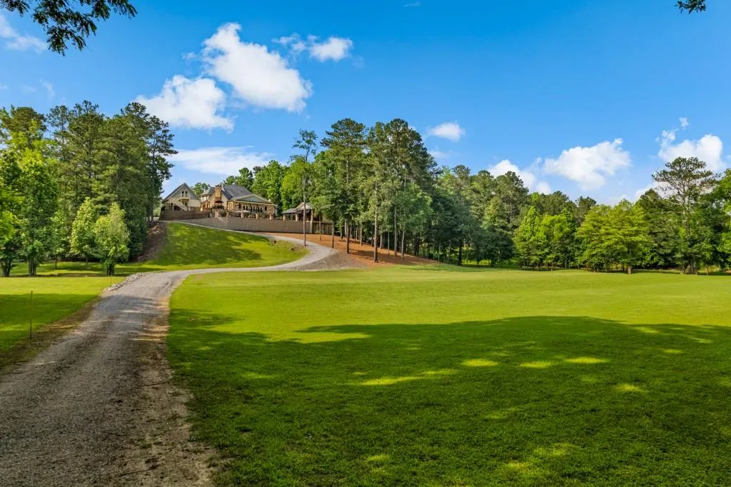 Cartersville, Georgia 30120, United States, 4 Bedrooms Bedrooms, ,7 BathroomsBathrooms,Residential,Coming Soon,147842