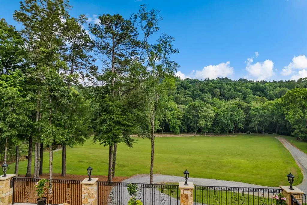 Cartersville, Georgia 30120, United States, 4 Bedrooms Bedrooms, ,7 BathroomsBathrooms,Residential,Coming Soon,147842