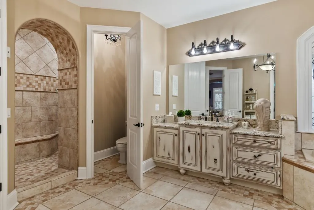 Cartersville, Georgia 30120, United States, 4 Bedrooms Bedrooms, ,7 BathroomsBathrooms,Residential,Coming Soon,147842