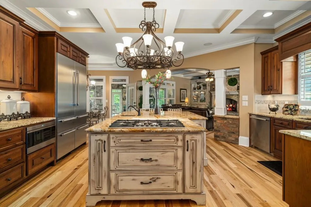 Cartersville, Georgia 30120, United States, 4 Bedrooms Bedrooms, ,7 BathroomsBathrooms,Residential,Coming Soon,147842