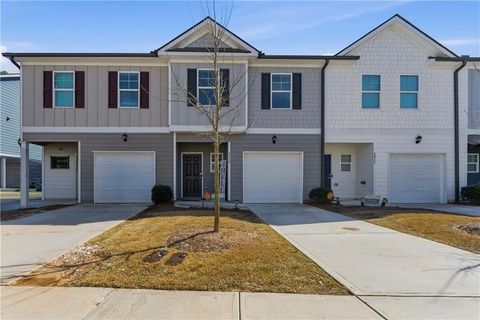 Townhouse For Sale - 3410 Highbury Way<br/> Lithonia, GA 30038