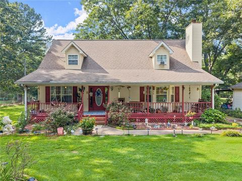 4526 Railroad Street Oakwood GA 30566