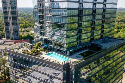 Condo For Sale - 3630 Peachtree Road #1809<br/> Atlanta, GA 30326