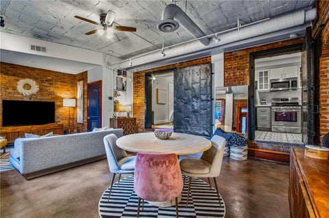 Condo For Sale - 908 Juniper Street #4<br/> Fulton County, Atlanta, GA 30309