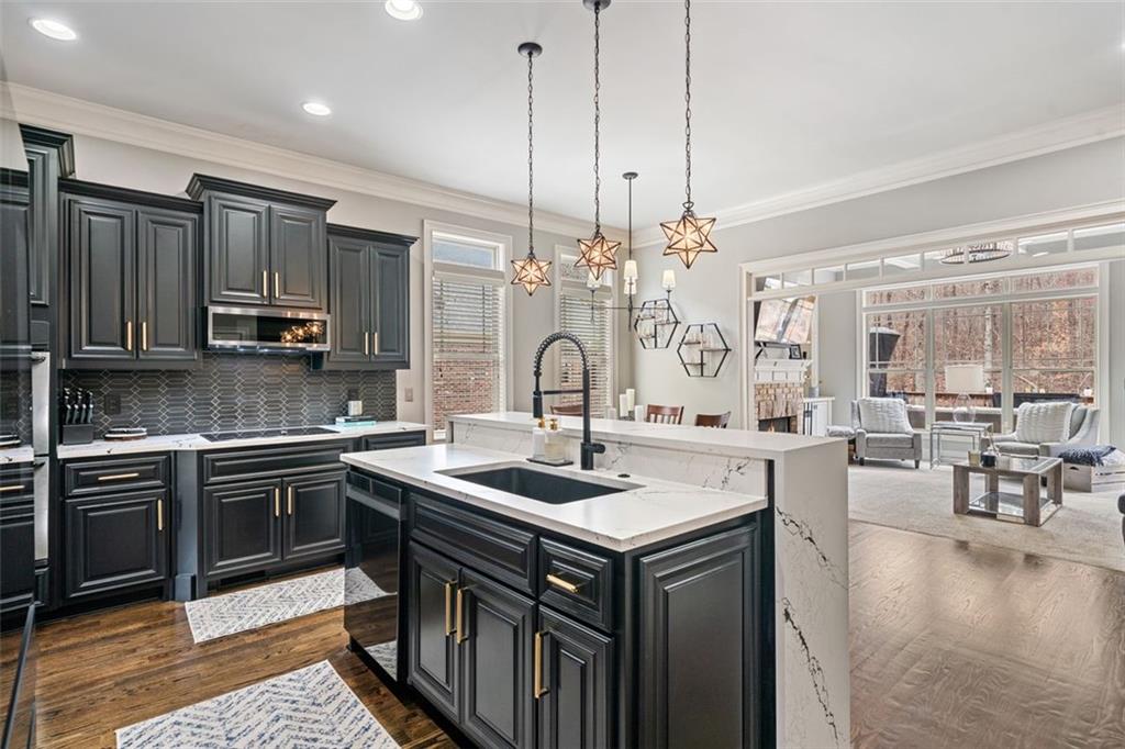 1525 Camden Cove Drive, Cumming, Georgia image 11