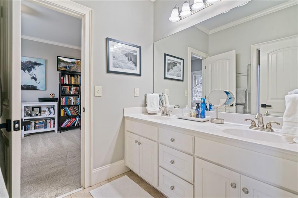 1525 Camden Cove Drive, Cumming, Georgia image 31