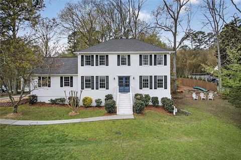 Photo of 1199 Ashley Lake Drive, Marietta, GA 30062 (MLS # 7740867)