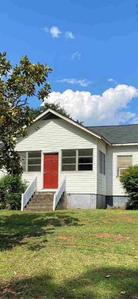 Homes For Sale - 7 Post Street<br/> Grantville, GA 30220