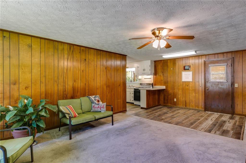 4896 Central Church Road