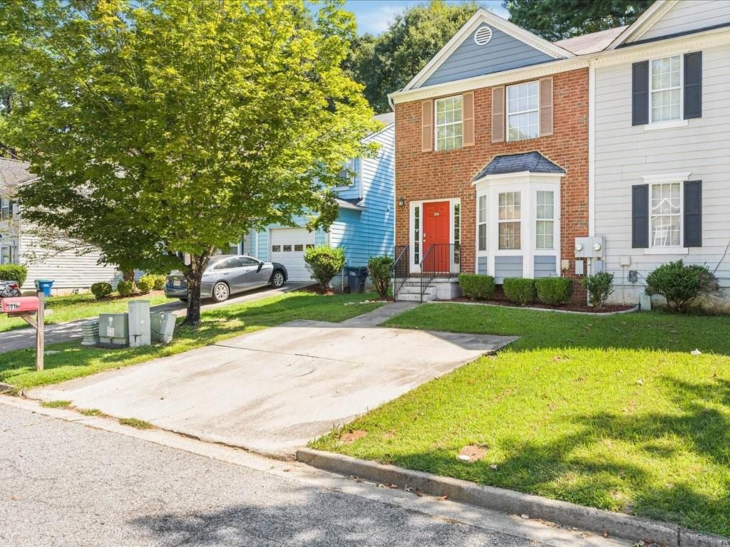 Photo of 5910 Hampton Court, Atlanta, GA 30349 (MLS # 7706112)