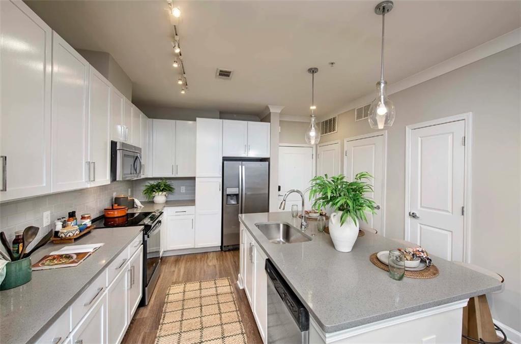 2600 Milscott Drive 1116