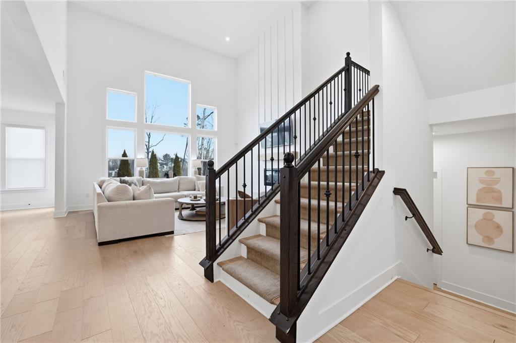 8005 Scenic Ridge Way