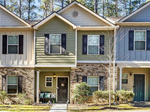 Townhouse For Sale - 4221 Shoals Lane<br/> Union City, GA 30291
